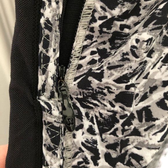 Lululemon 7/8 pants - Picture 7 of 7
